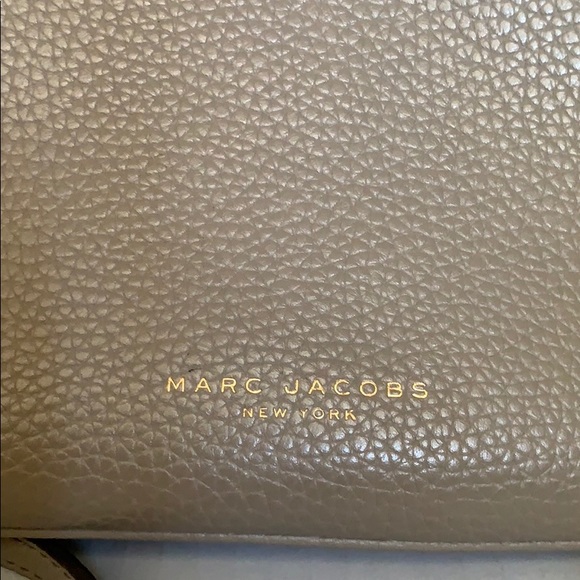 Marc Jacobs crossbody purse